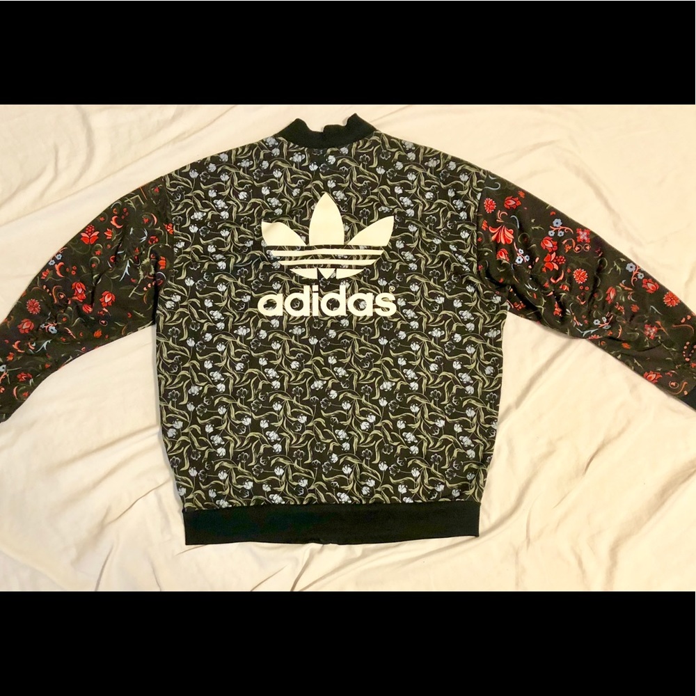 Aida’s floral bomber jacket.